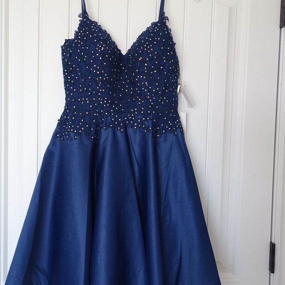 Short Formal Dress - Navy Lace Jeweled - Picture 3 of 4